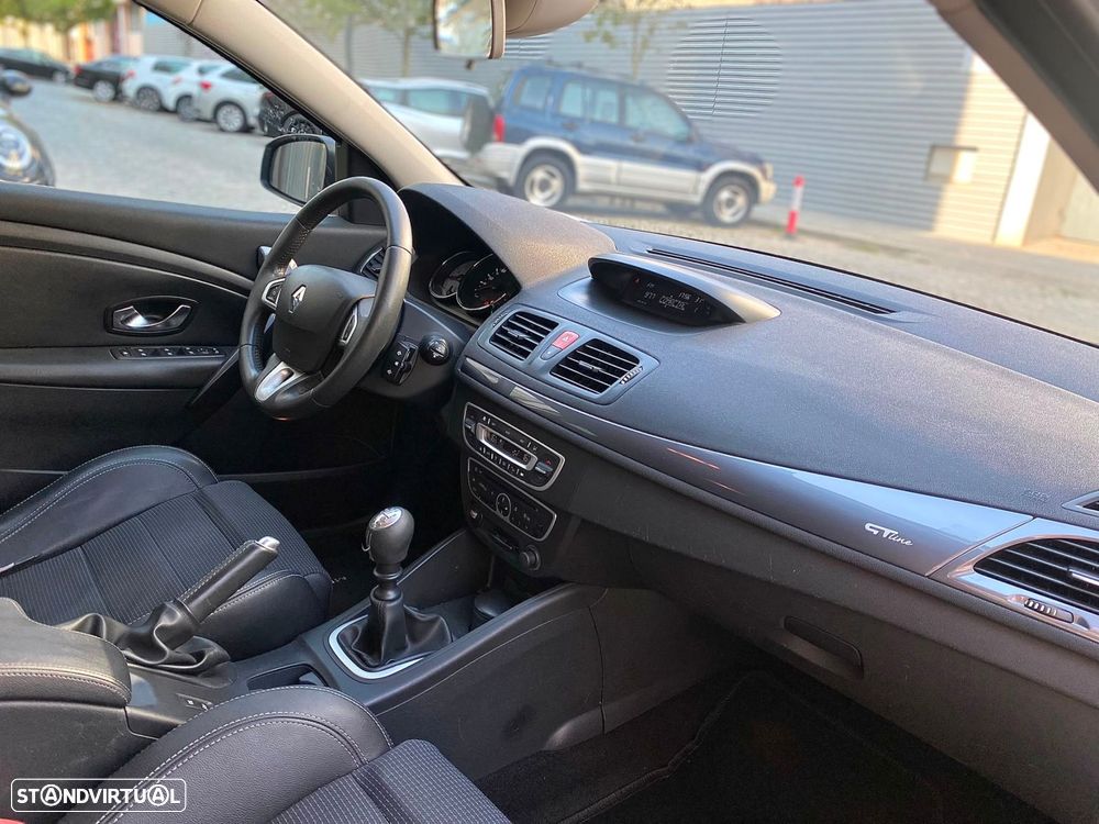 Renault Mégane Sport Tourer 1.5 dCi GT Line - 17