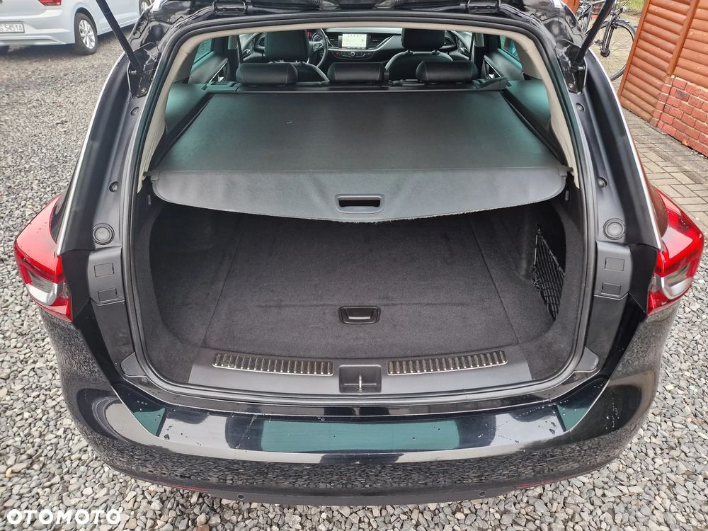 Opel Insignia - 27