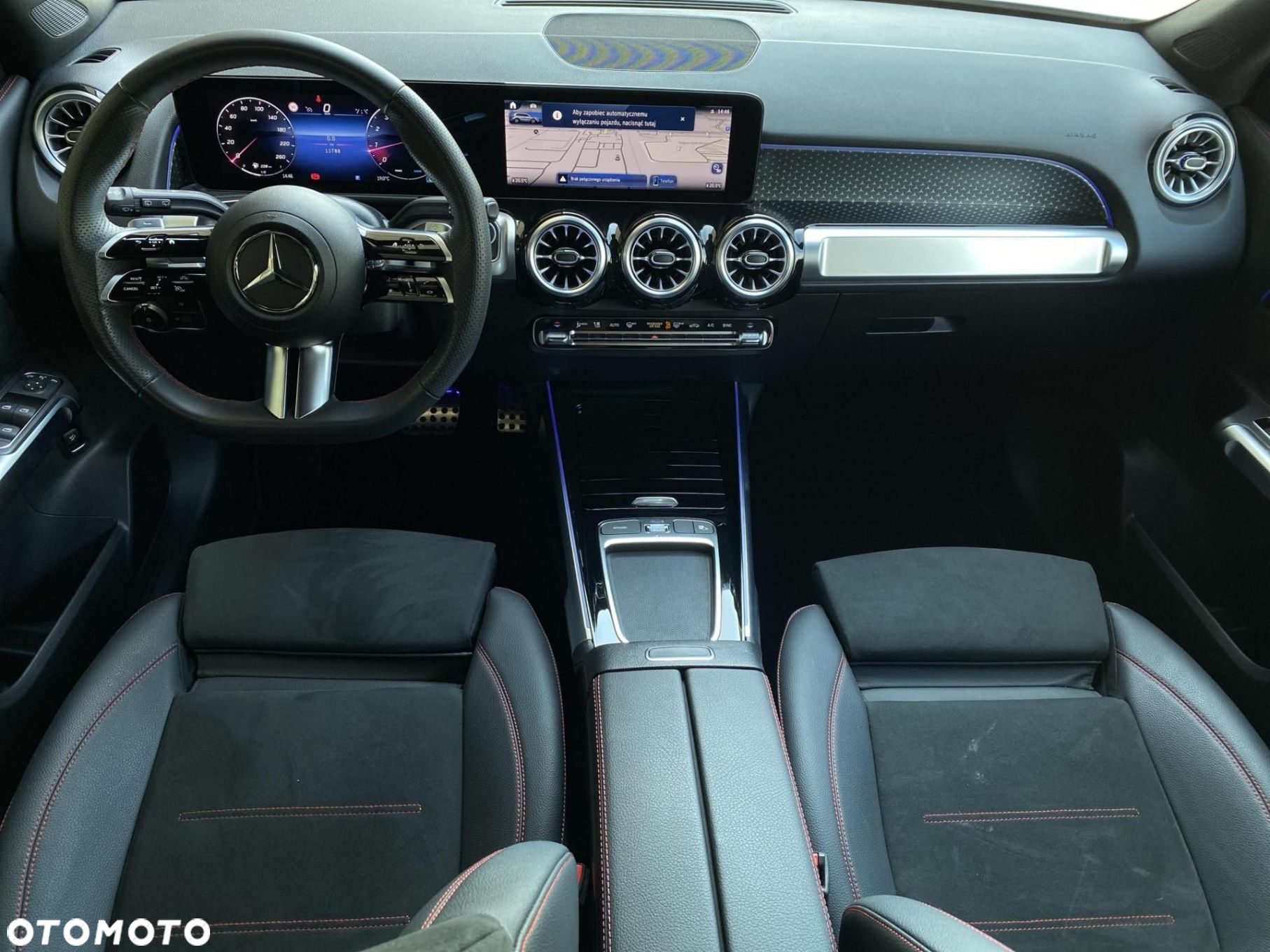 Mercedes-Benz GLB - 23