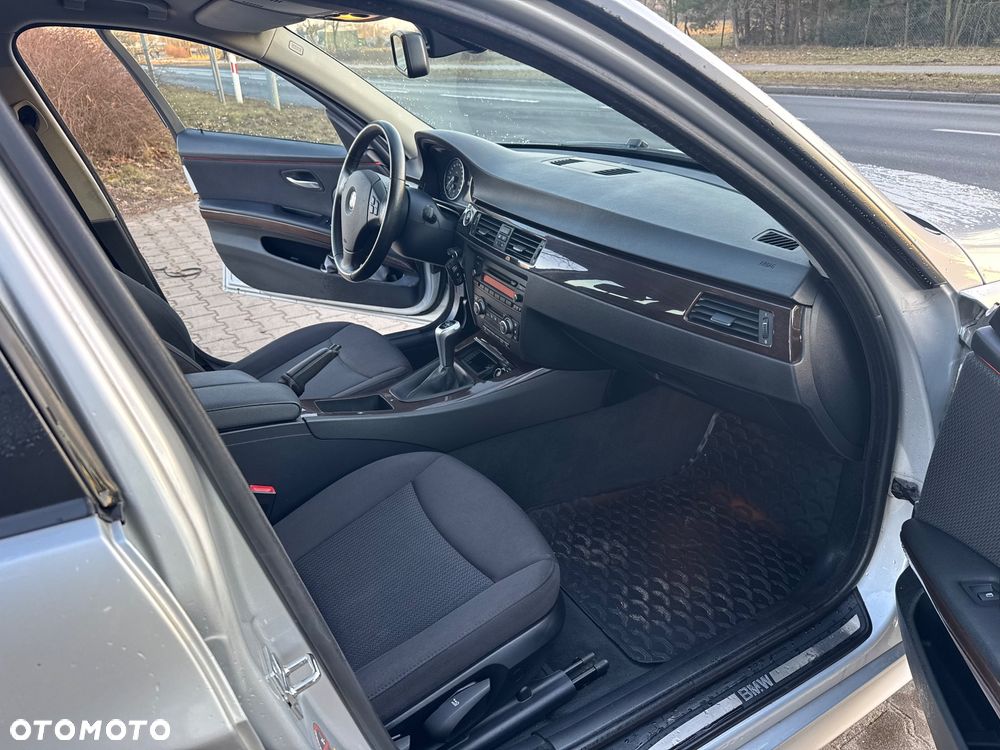 BMW Seria 3 - 10