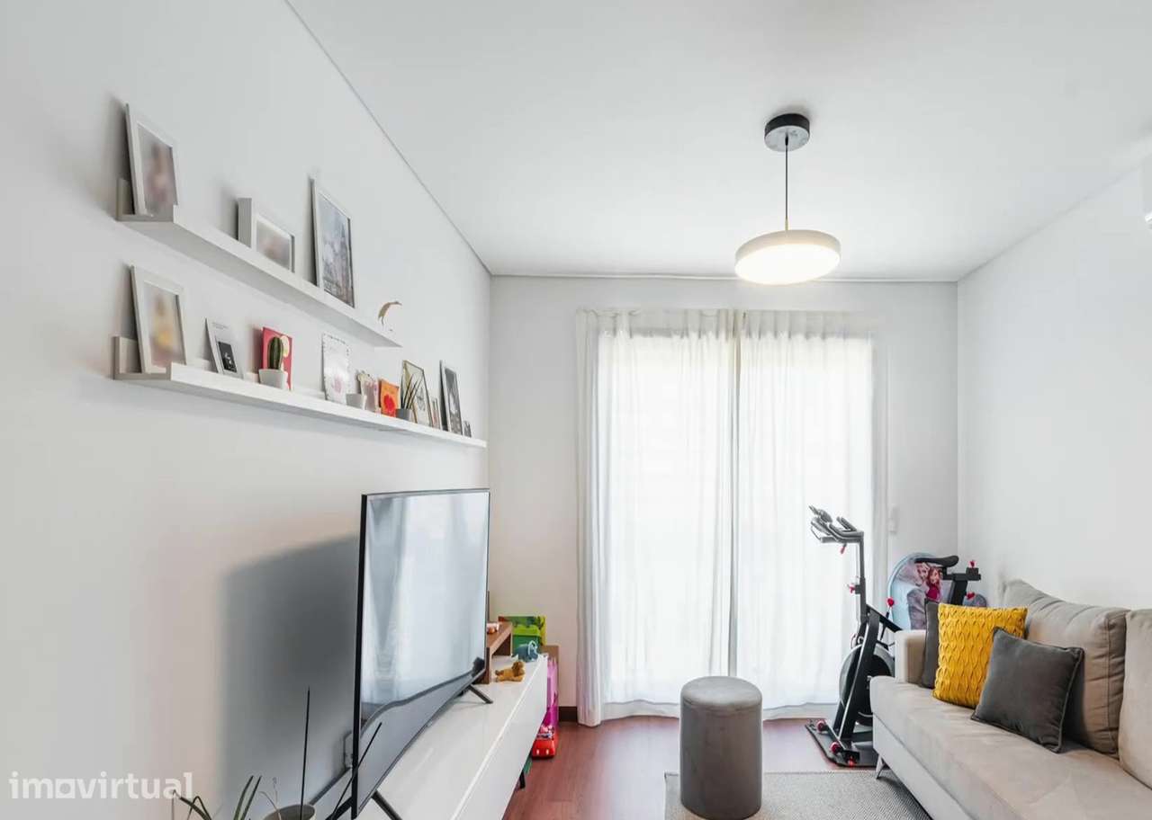 Apartamento T2 com garagem e ar condicionado Paranhos, Porto - Grande imagem: 3/10