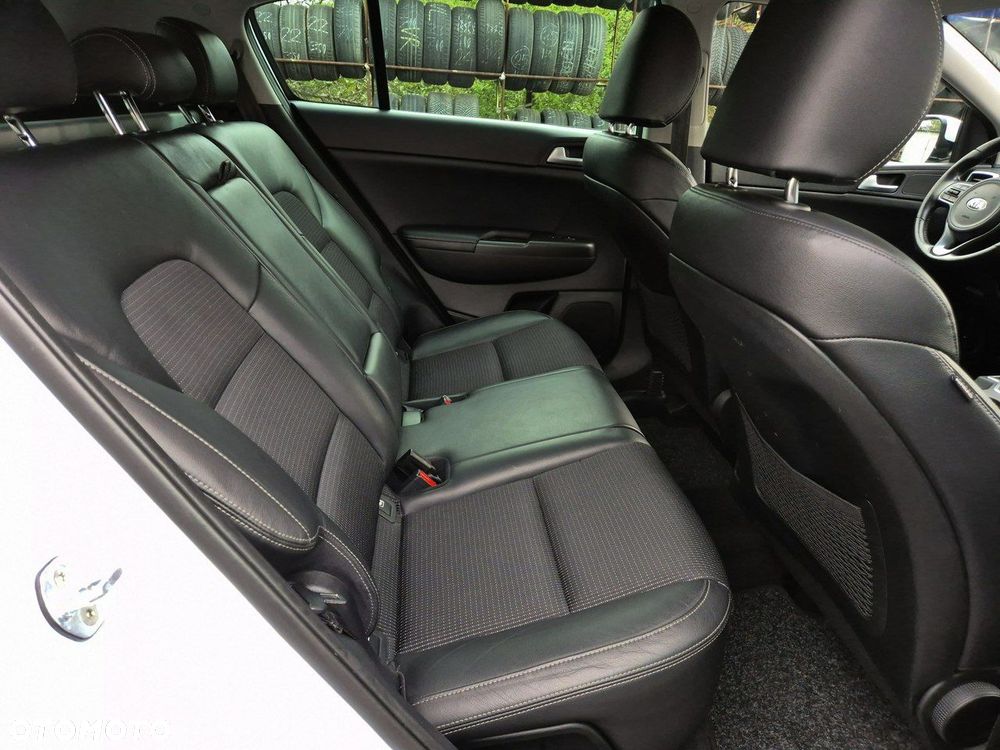 Kia Sportage - 28