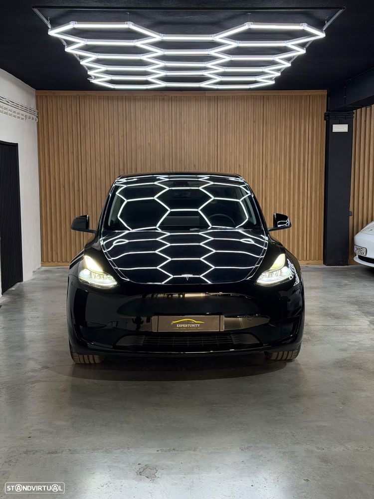 Tesla Model Y Standard - 2