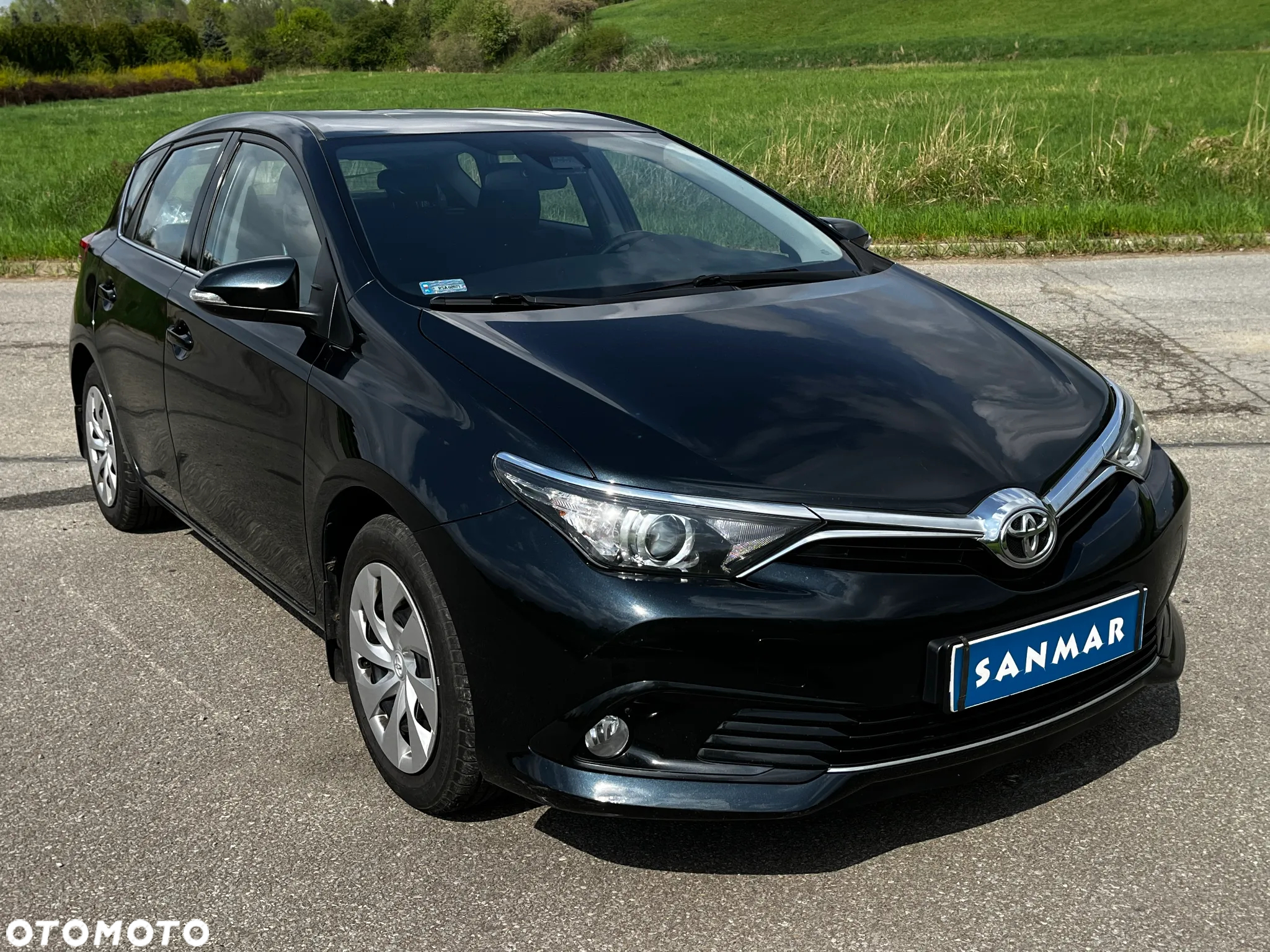 Toyota Auris 1.6 Dynamic - 4