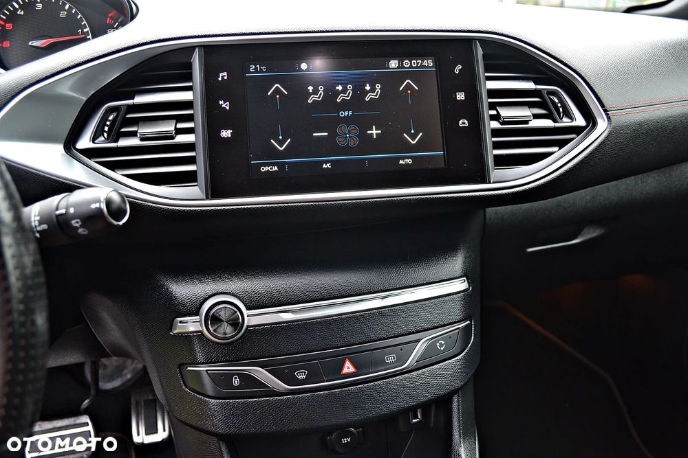 Peugeot 308 BlueHDi FAP 180 EAT8 Stop & Start GT - 35