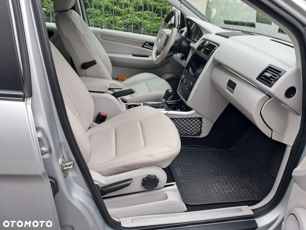 Mercedes-Benz Klasa B 180 CDI Autotronic - 7