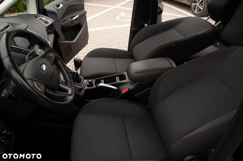 Ford C-MAX 1.5 EcoBoost STart-Stopp-System TITANIUM - 27