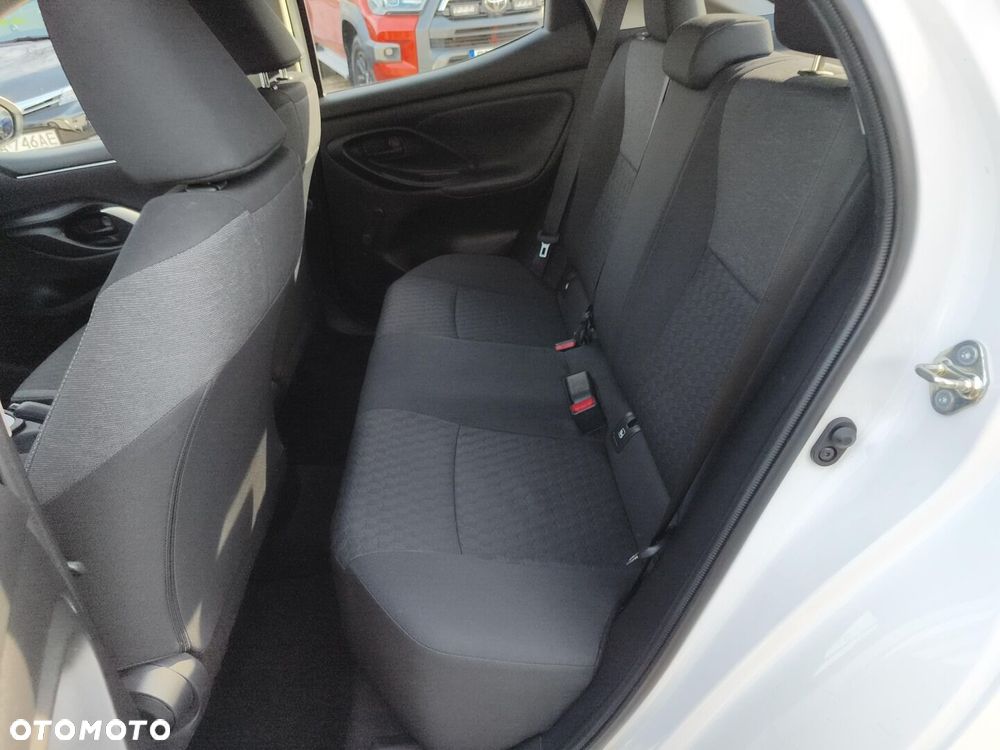 Toyota Yaris - 14