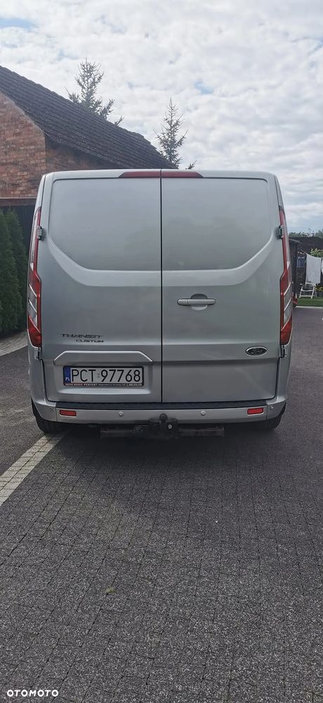 Ford Transit Custom - 8