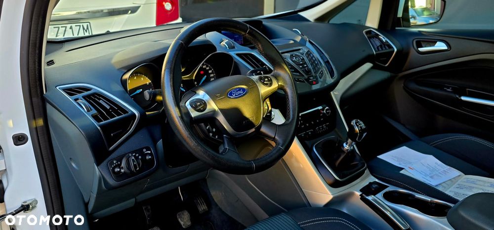 Ford C-MAX - 16