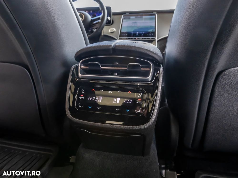 Mercedes-Benz EQE AMG 43 4MATIC - 18