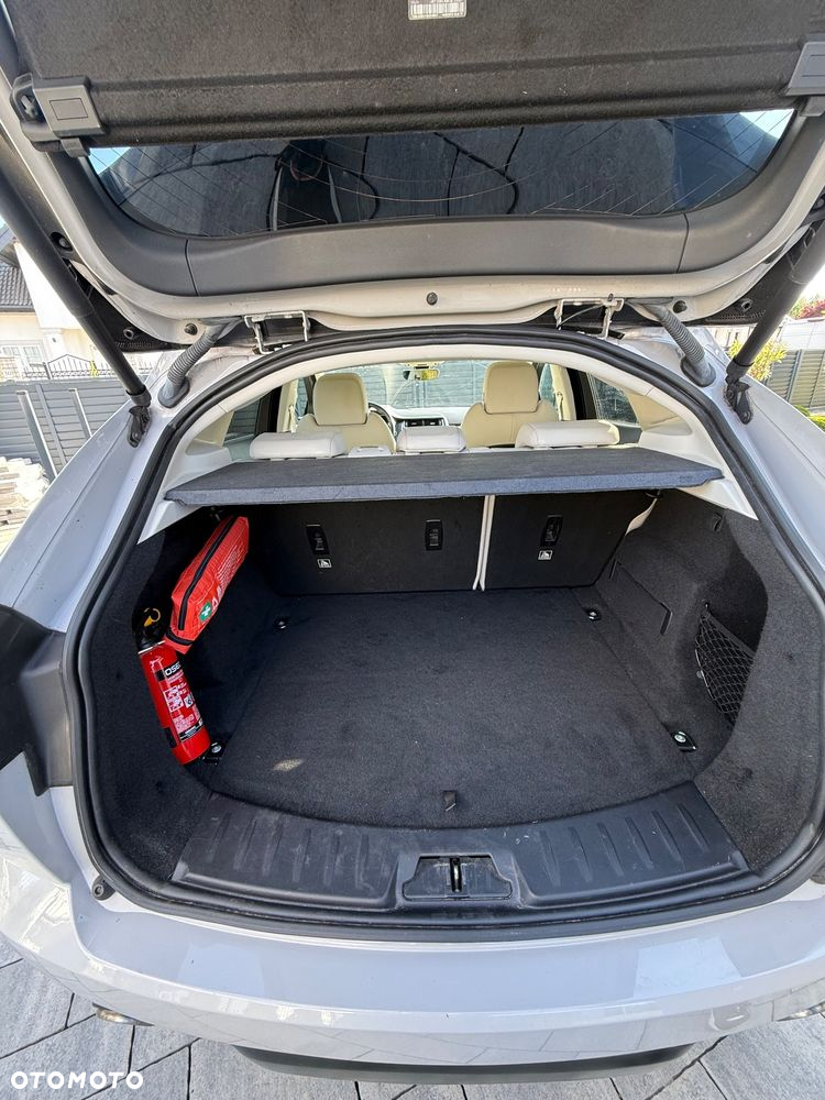 Jaguar E-Pace D150 R-Dynamic - 22