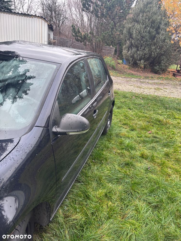 Volkswagen Golf V 1.9 TDI Trendline - 2