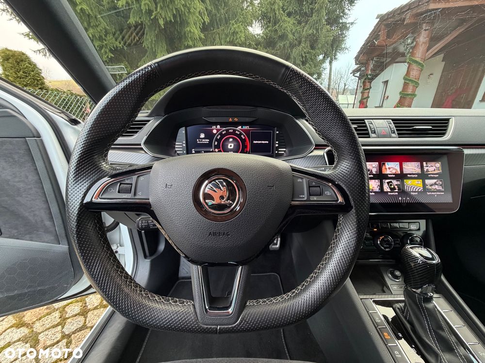 Skoda Superb 1.4 TSI Plug-In Hybrid Sportline DSG - 32