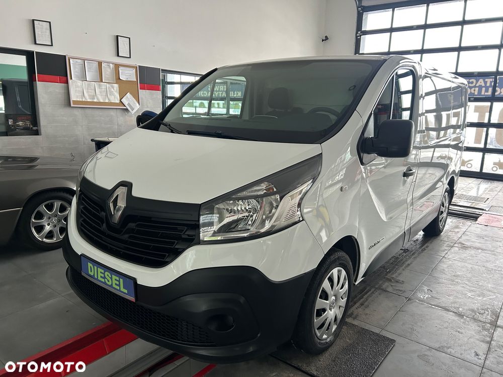 Renault Trafic - 1