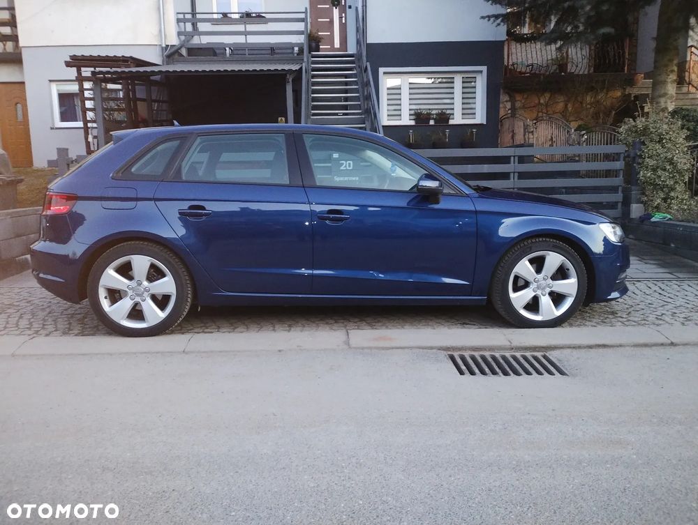 Audi A3 Sportback 1.6 TDI (clean diesel) Ambiente - 4