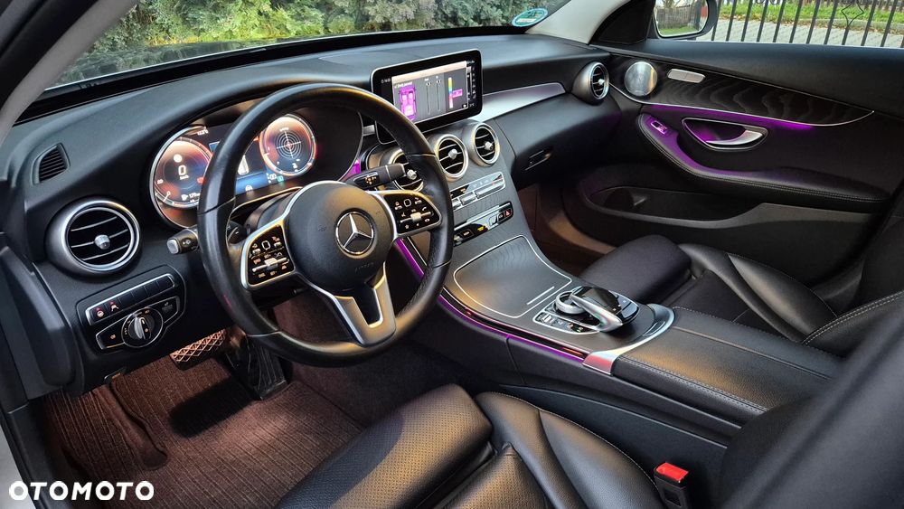 Mercedes-Benz Klasa C 300 d T 9G-TRONIC Avantgarde - 25