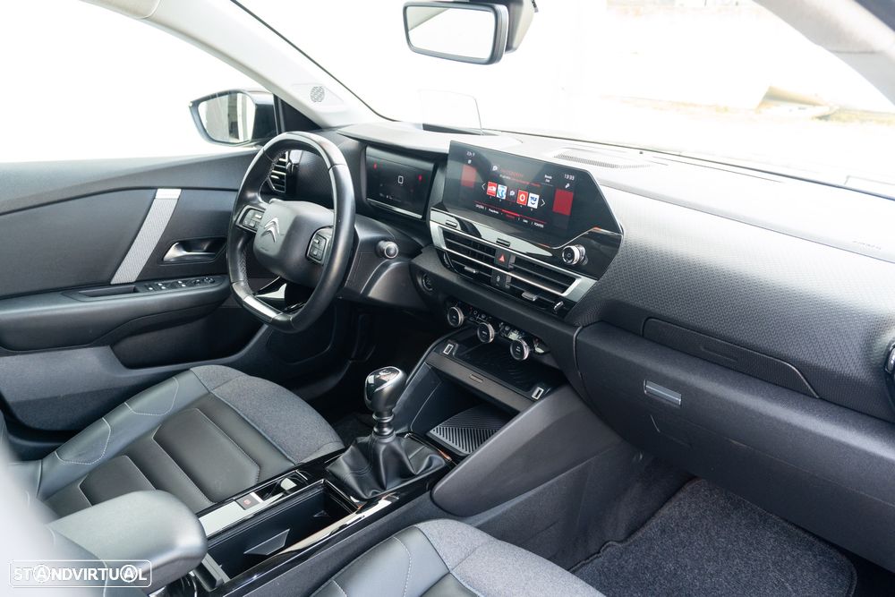 Citroën C4 1.2 PureTech Shine - 27