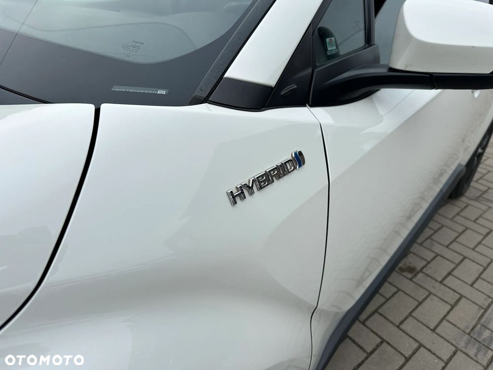 Toyota C-HR - 33