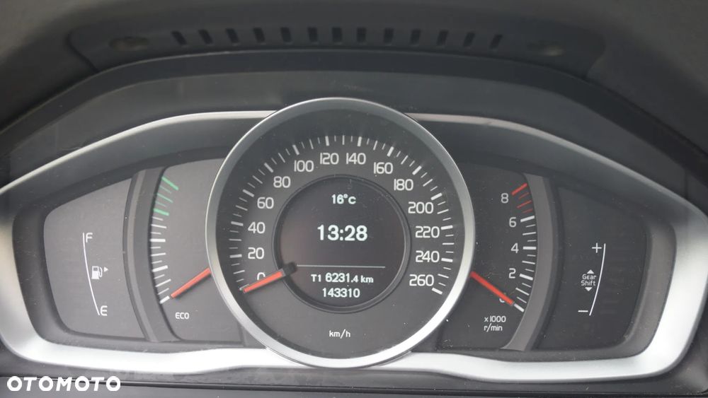 Volvo S60 T3 Momentum - 14