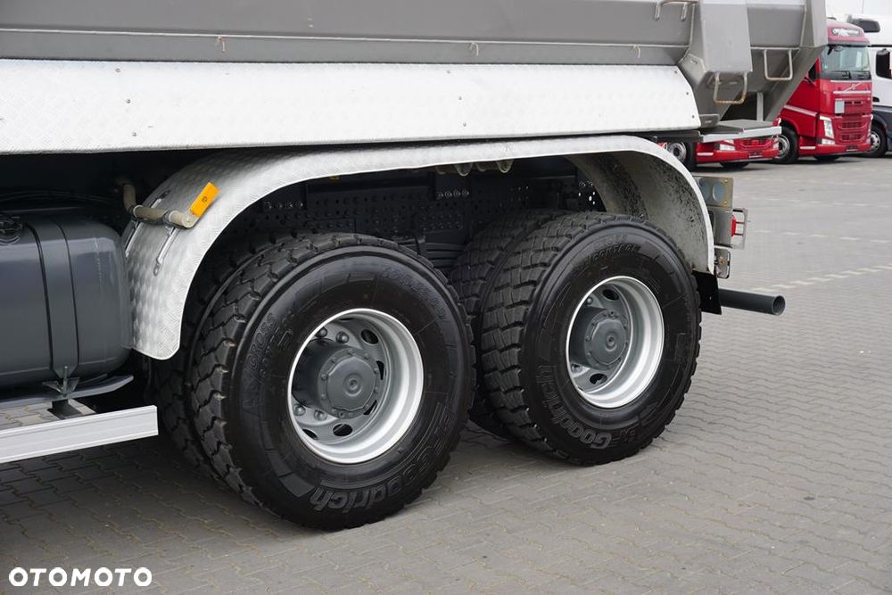 Mercedes-Benz / AROCS / 4145 / E 6 / WYWROTKA / 8 X 8 - 19