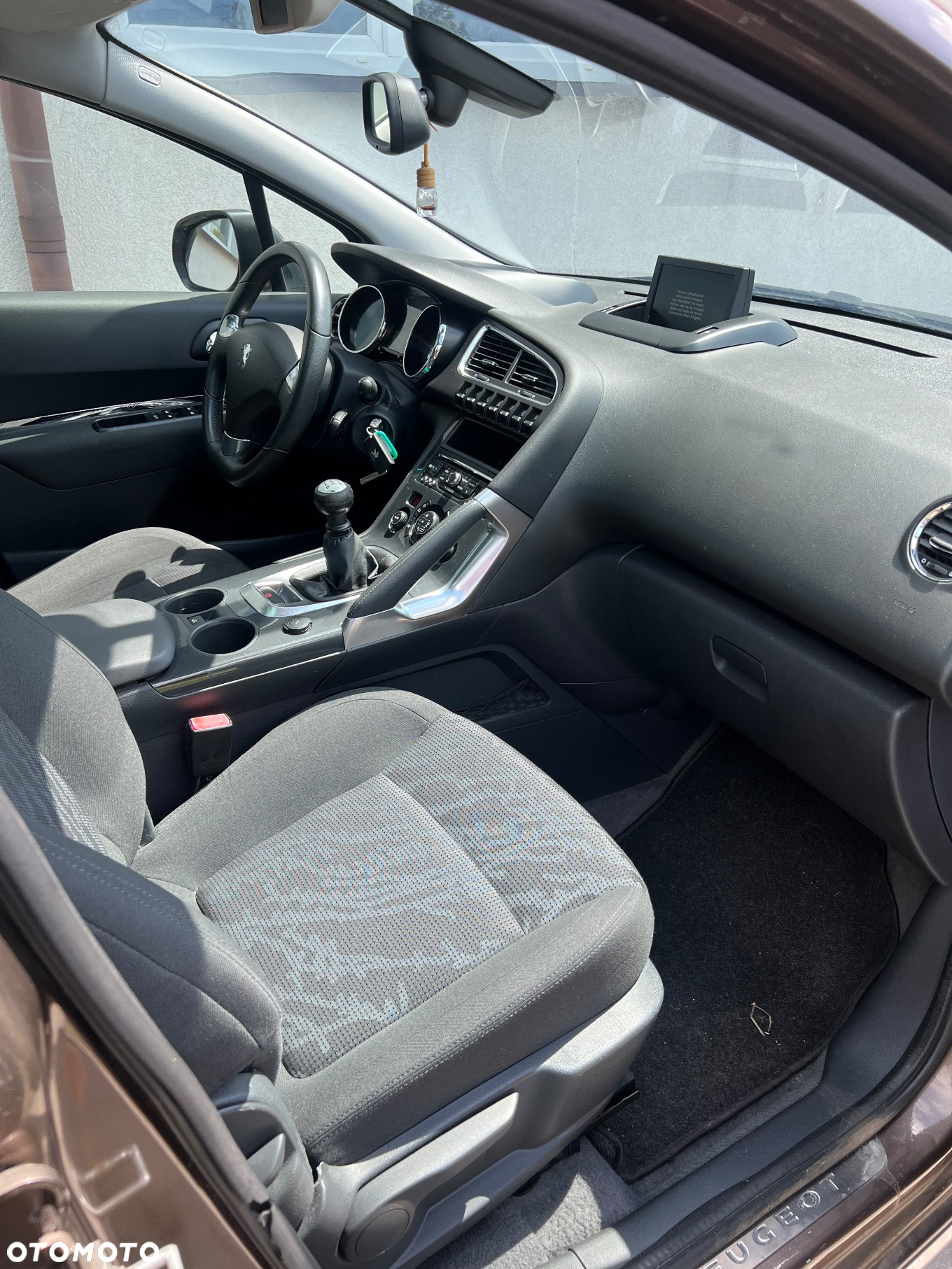 Peugeot 3008 - 18