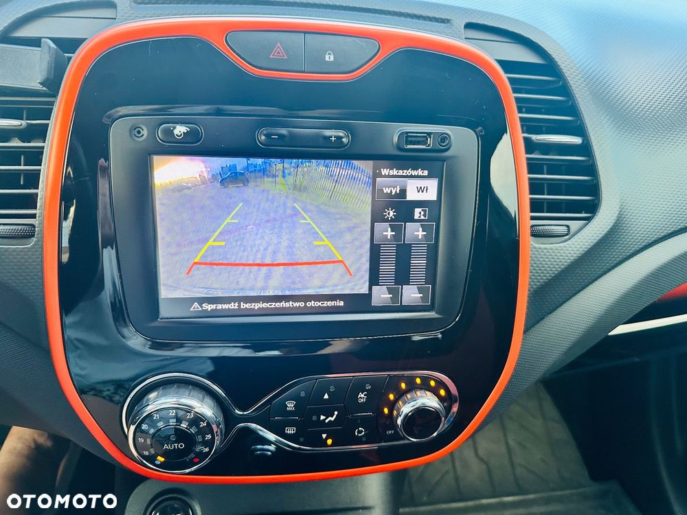 Renault Captur 1.2 TCe Helly Hansen EDC - 2