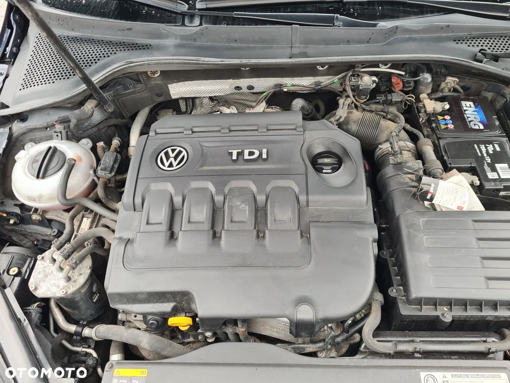 Volkswagen Golf 2.0 TDI (BlueMotion Technology) Comfortline - 9