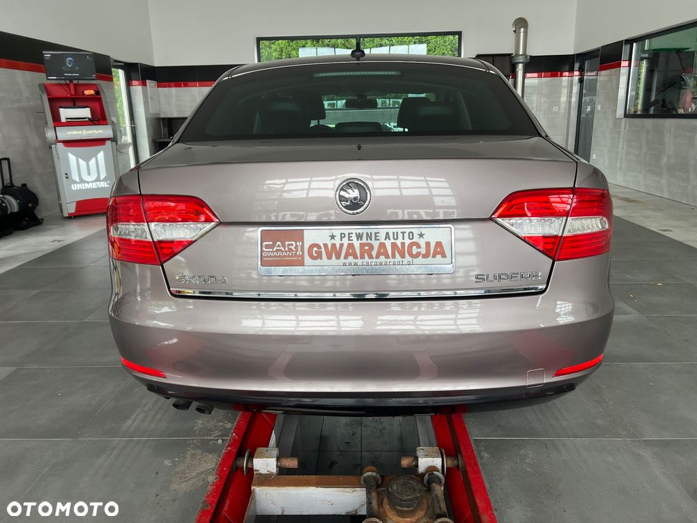 Skoda Superb 1.6 TDI Active Greenline - 7