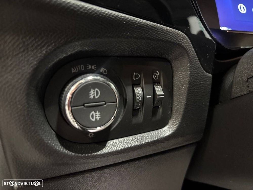 Opel Corsa 1.2 T Edition - 20