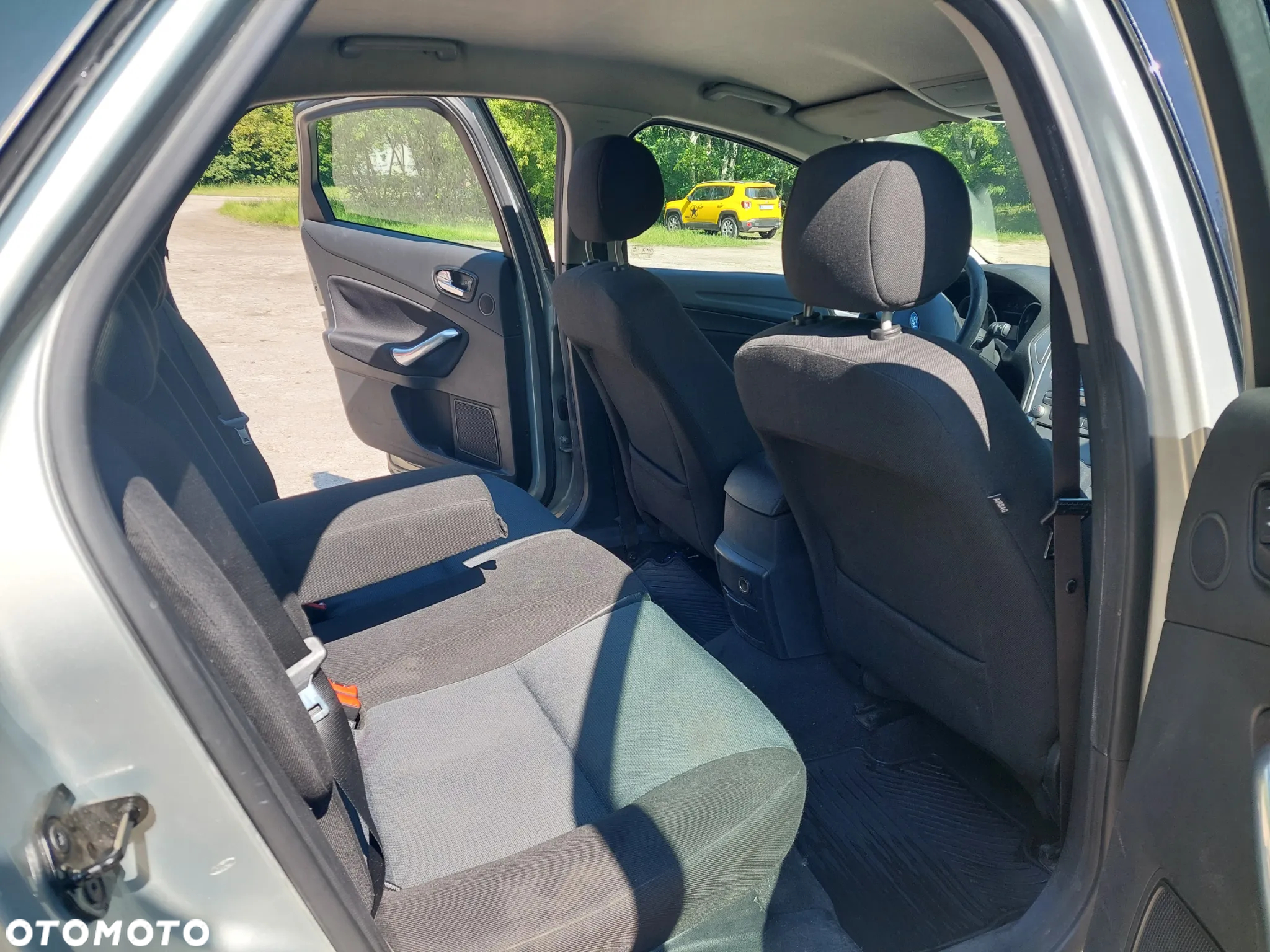 Ford Mondeo - 8