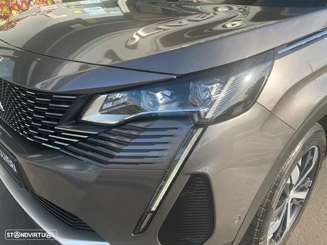 Peugeot 3008 PureTech 130 Stop & Start GPF EAT8 GT — fotografia 14