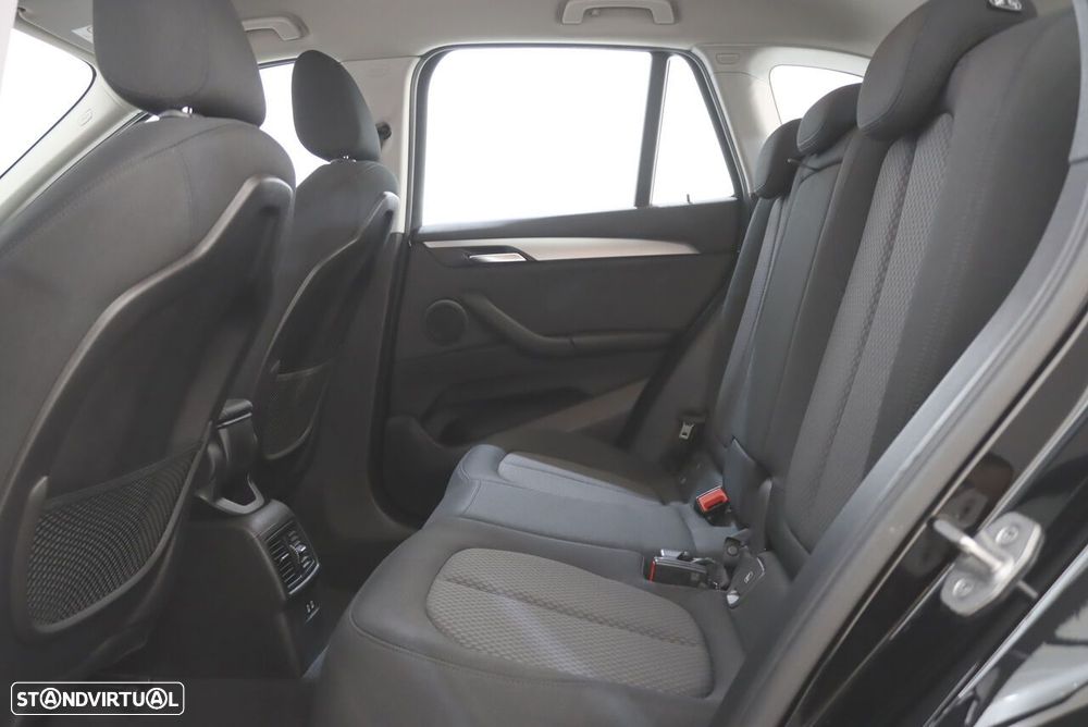 BMW X1 16 d sDrive Advantage - 8