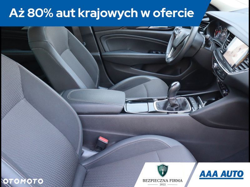 Opel Insignia - 10