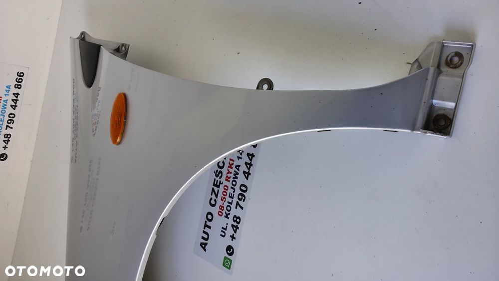 Nissan Almera Tino Błotnik Lewy Przód KL0 - 4