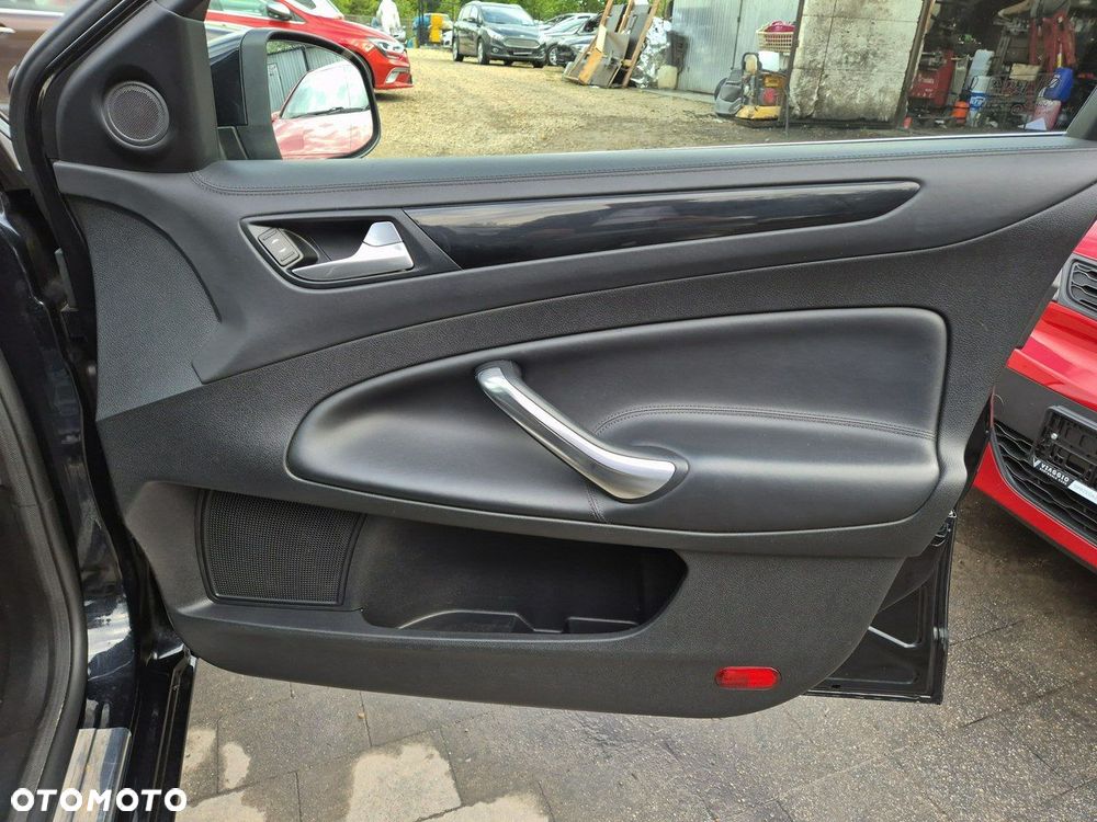 Ford Mondeo Turnier 2.0 TDCi Titanium X - 31