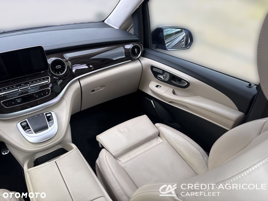Mercedes-Benz Klasa V 300 d 4-Matic Exclusive 9G-Tronic (d³ugi) - 21