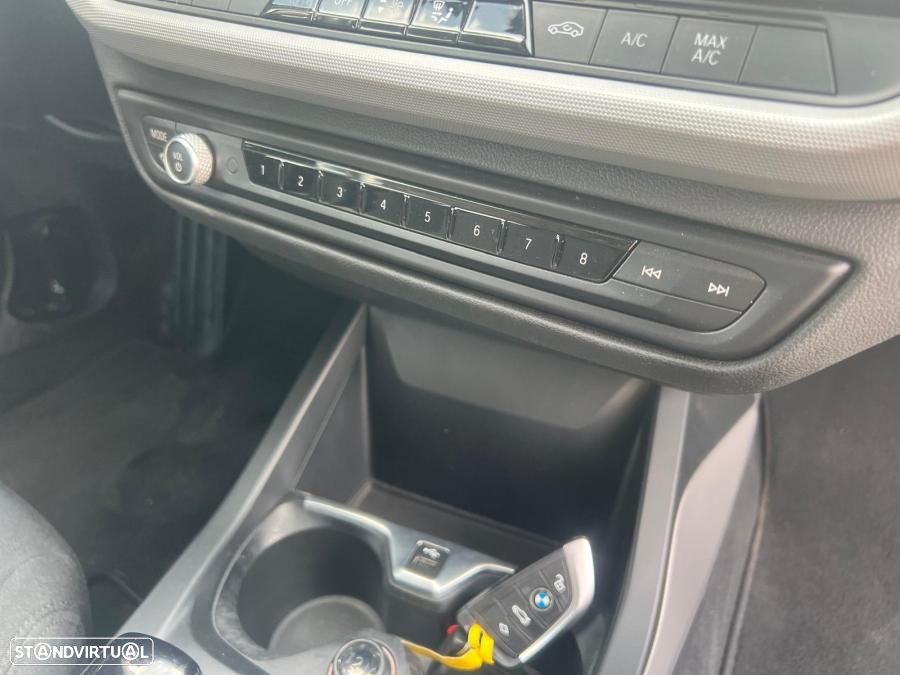 BMW 116 d Auto - 10