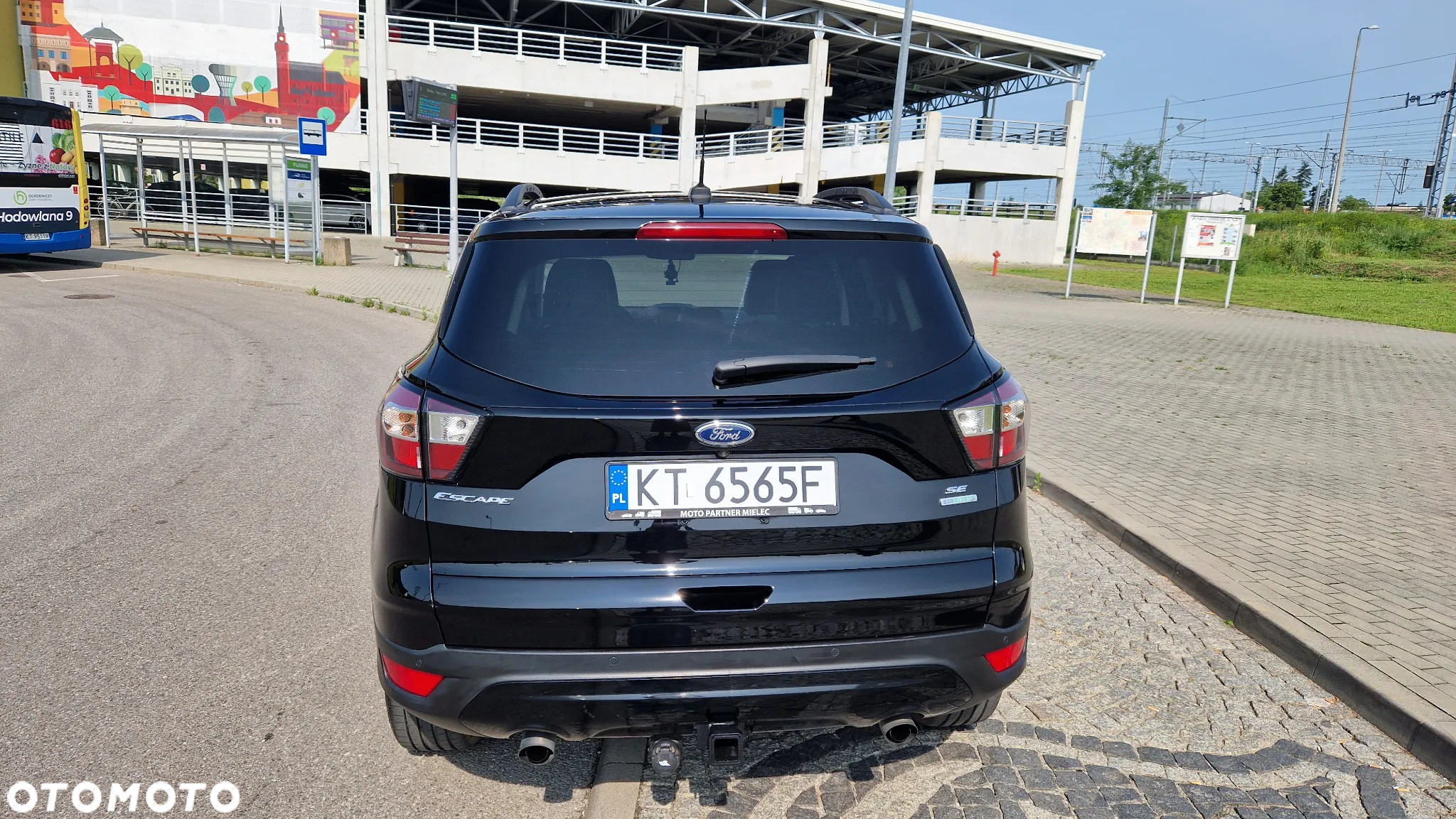 Ford Escape 2.0 EcoBoost AWD Titanium - 10