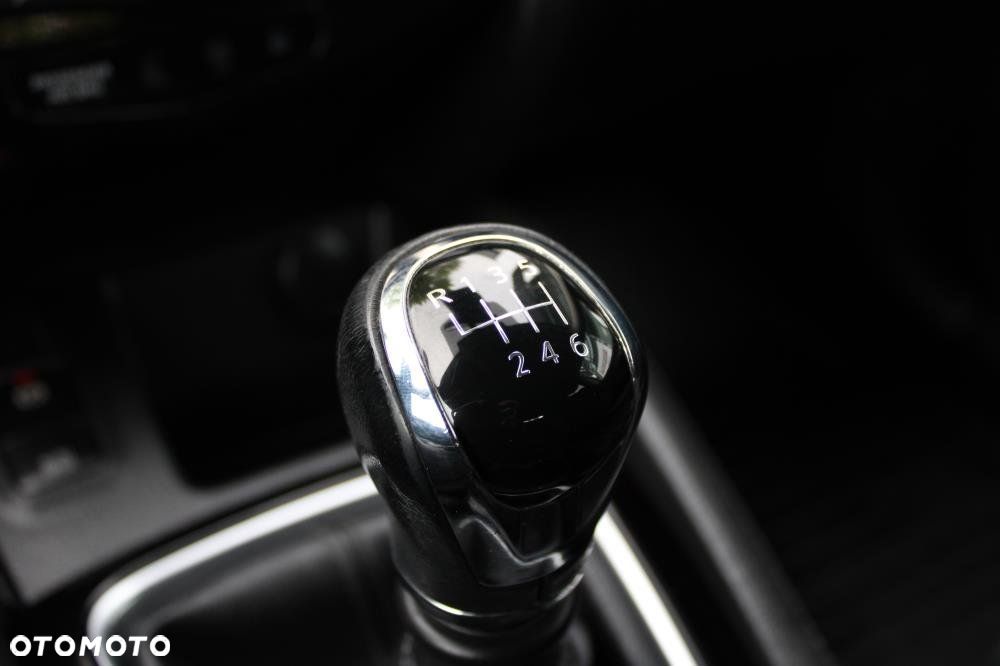 Nissan Qashqai - 17
