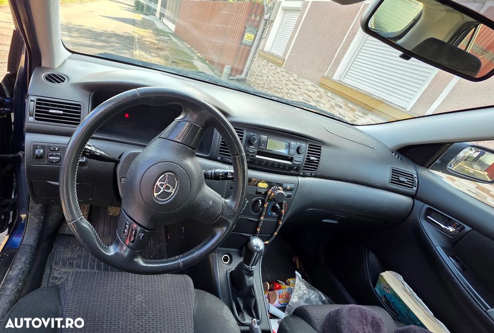 Toyota Corolla - 2
