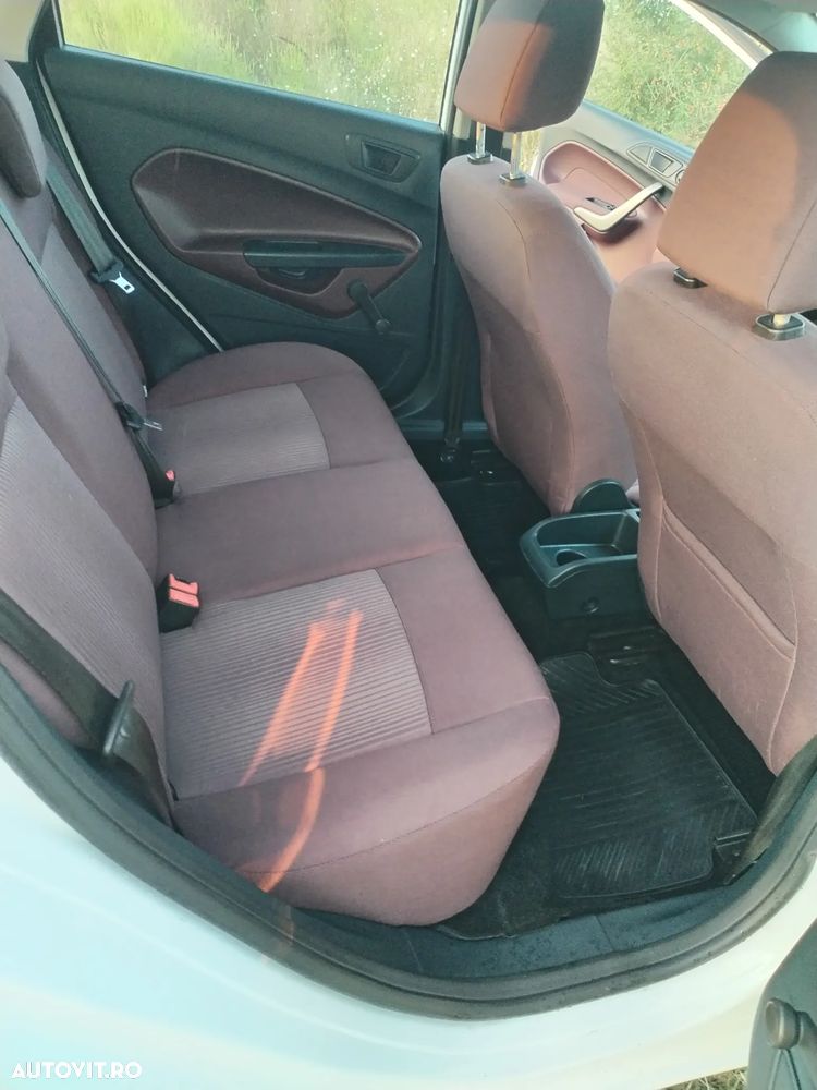 Ford Fiesta - 7