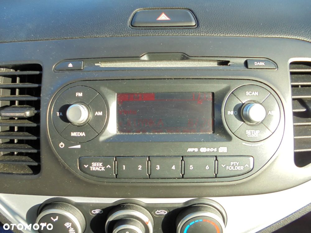 Kia Picanto 1.0 Attract - 9