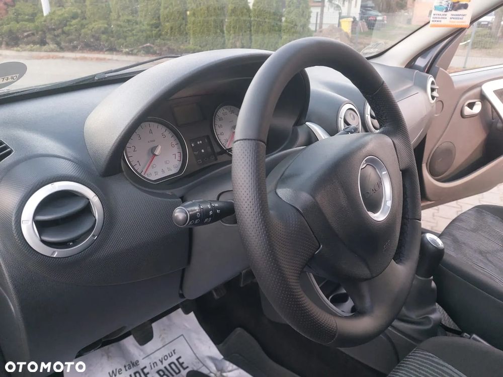 Dacia Sandero - 11