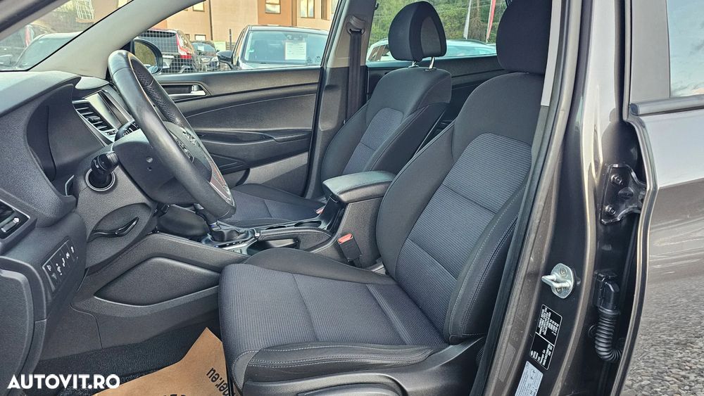 Hyundai Tucson blue 1.7 CRDi 2WD DCT Passion Plus - 23