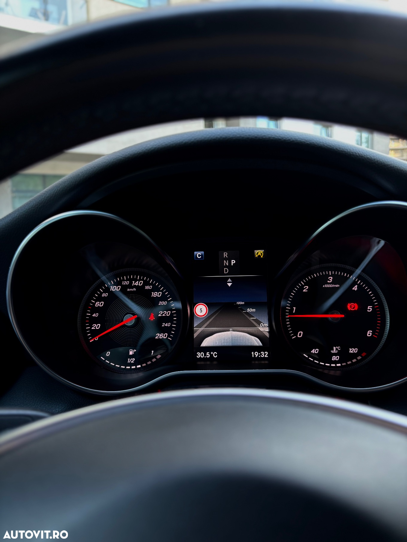 Mercedes-Benz C 250 d Coupe 4MATIC Aut. - 24