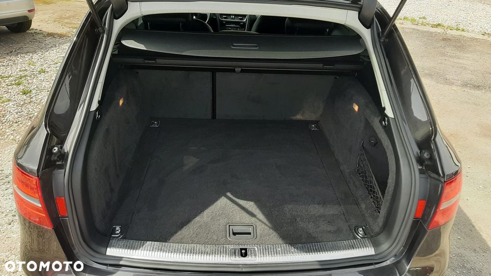 Audi A4 Avant 2.0 TDI DPF clean diesel multitronic Ambiente - 9