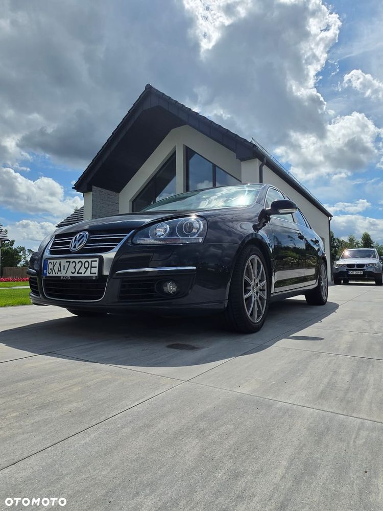 Volkswagen Jetta 2.0 TDI DPF Comfortline - 13