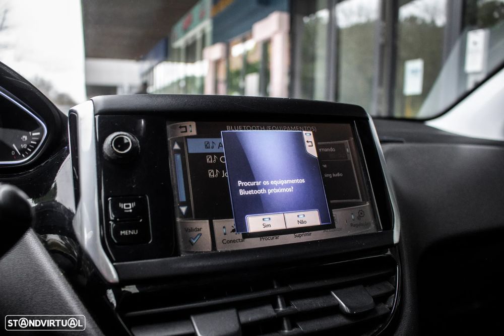 Peugeot 208 e-HDi FAP 92 Stop&Start Allure - 31