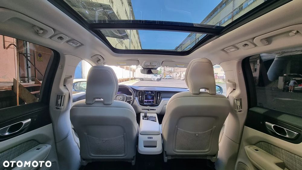 Volvo XC 60 B5 B AWD Inscription - 16